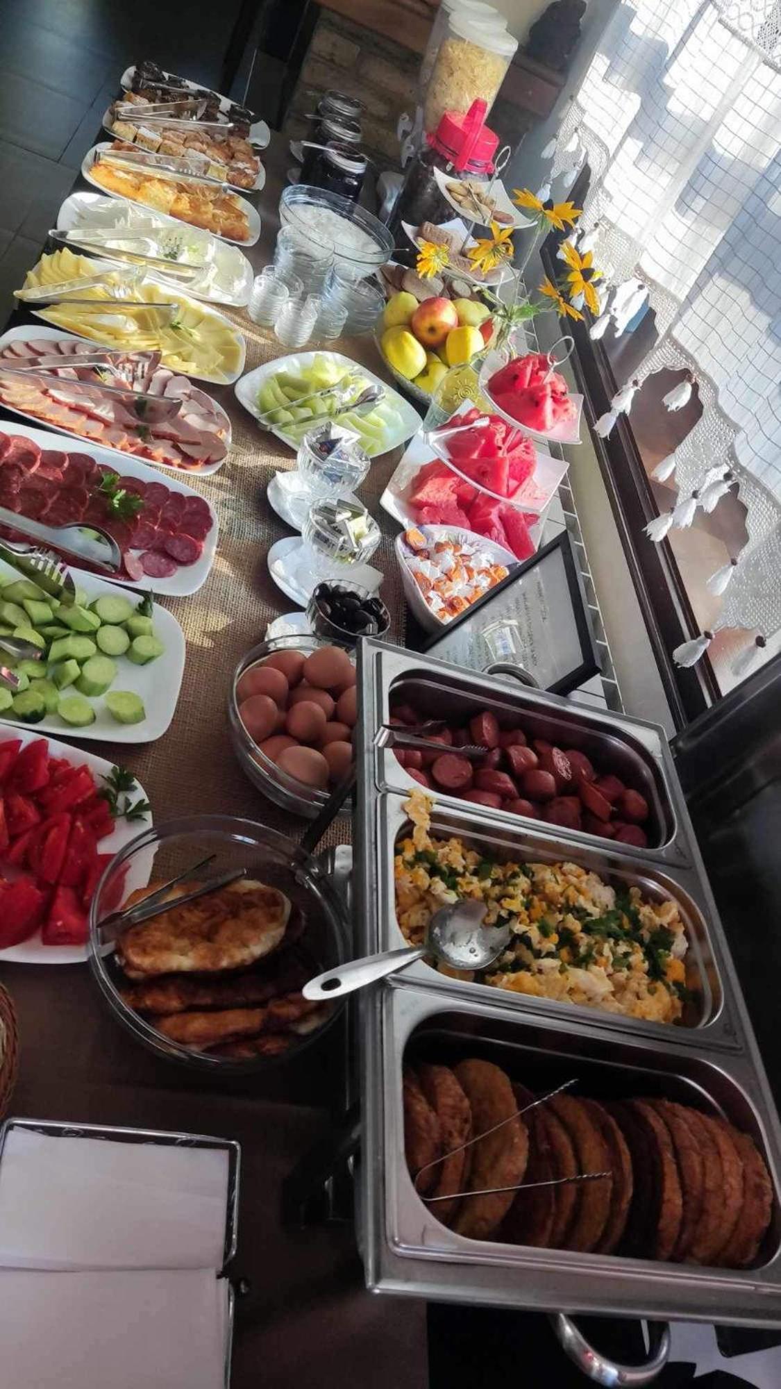 Family Hotel Bile Beli Osŭm Zewnętrze zdjęcie