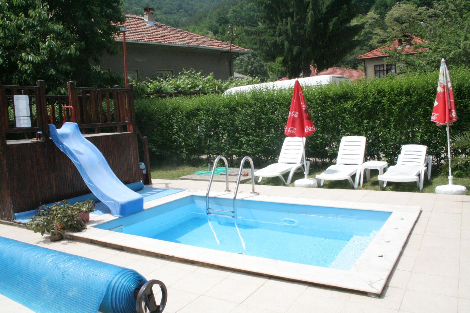 Family Hotel Bile Beli Osŭm Zewnętrze zdjęcie