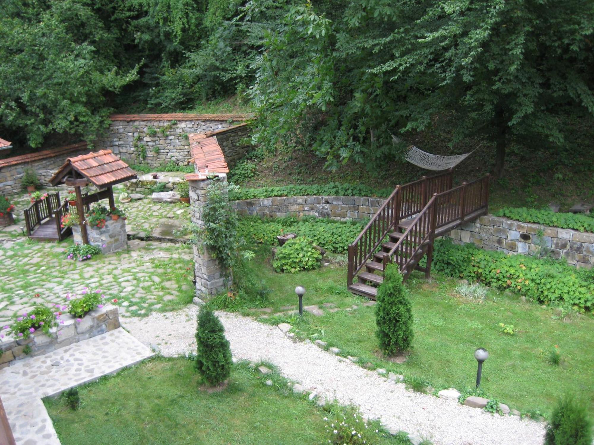 Family Hotel Bile Beli Osŭm Zewnętrze zdjęcie