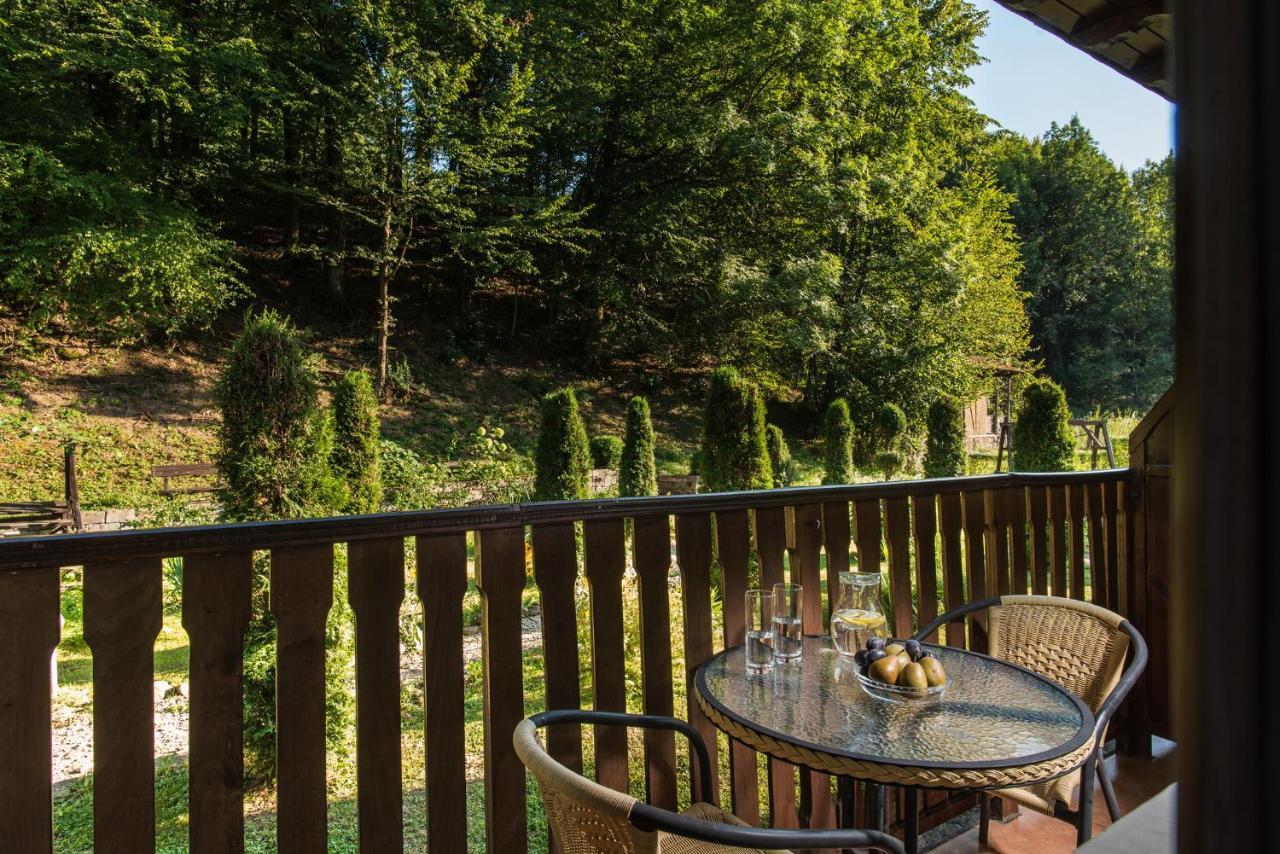 Family Hotel Bile Beli Osŭm Zewnętrze zdjęcie